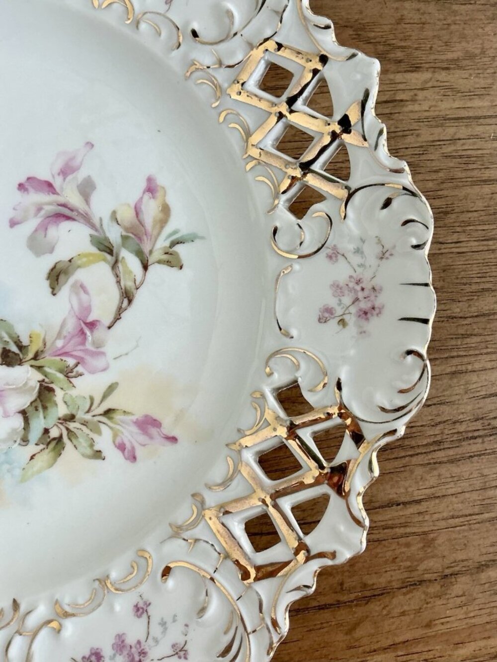 Antique Pierced Porcelain Plate Apple Blossom Floral Gold Gilt 10in - Picture 5 of 16
